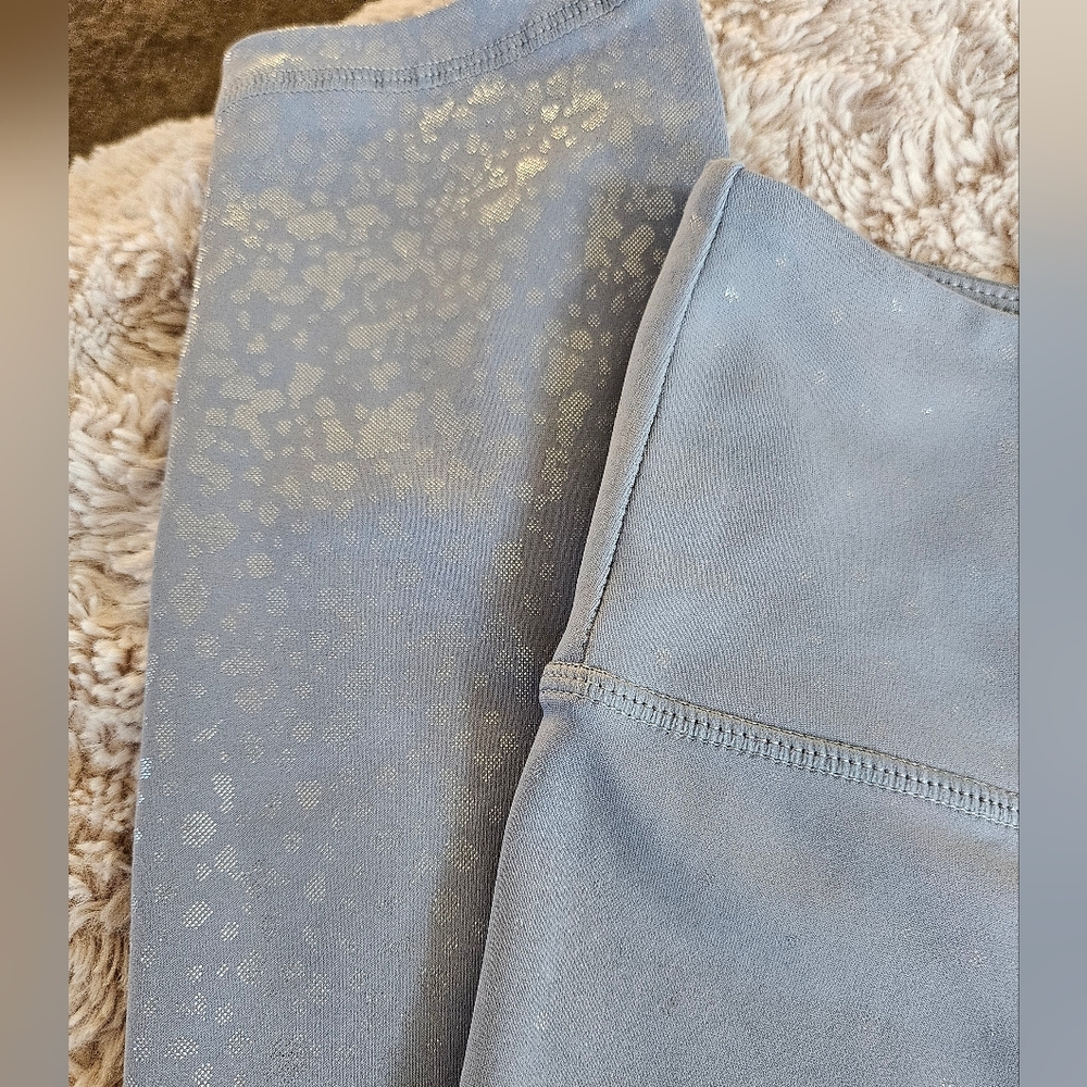Zyia Gray Mirage Leggings